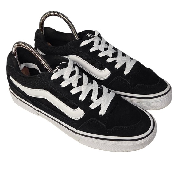 Vans Shoes - Vans Caldrone Sneakers Womens 8 Black White Skate Casual Low‎ Top Lace Up Shoes
